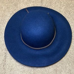 Girls wide brim hat